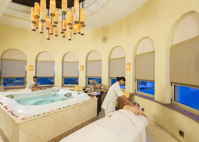 Del Arco Residences Hotel 4*